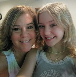 Meet your Posher, Denise